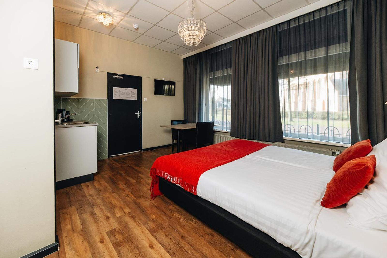 Hotel רנסה מראה חיצוני תמונה