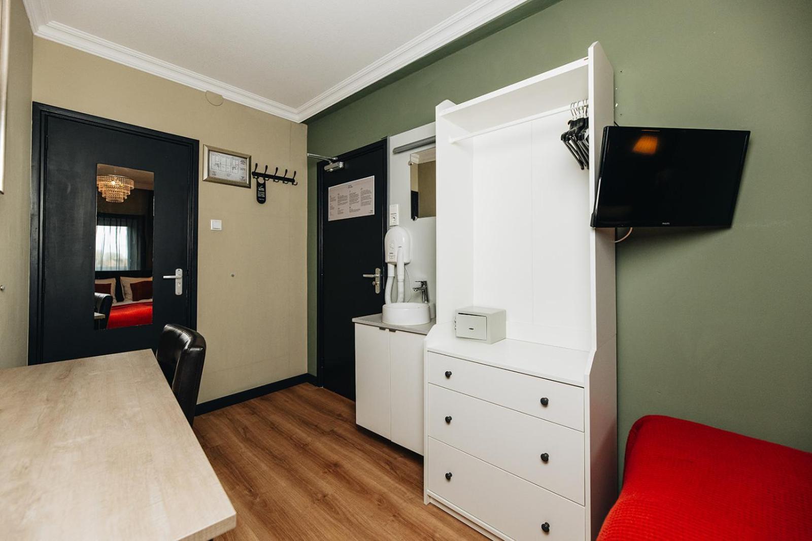 Hotel רנסה מראה חיצוני תמונה